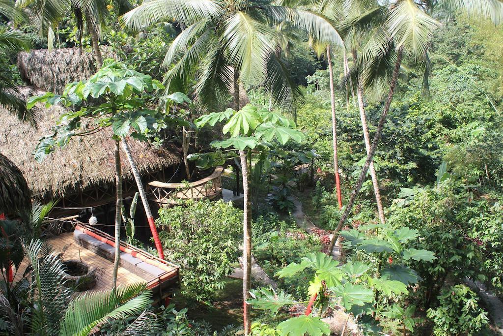 Dominican Tree House Village Samana Exterior foto